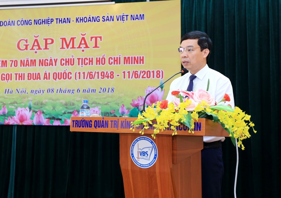 Lễ gặp mặt kỷ niệm 70 năm ngày Bác Hồ ra lời kêu gọi thi đua ái Quốc